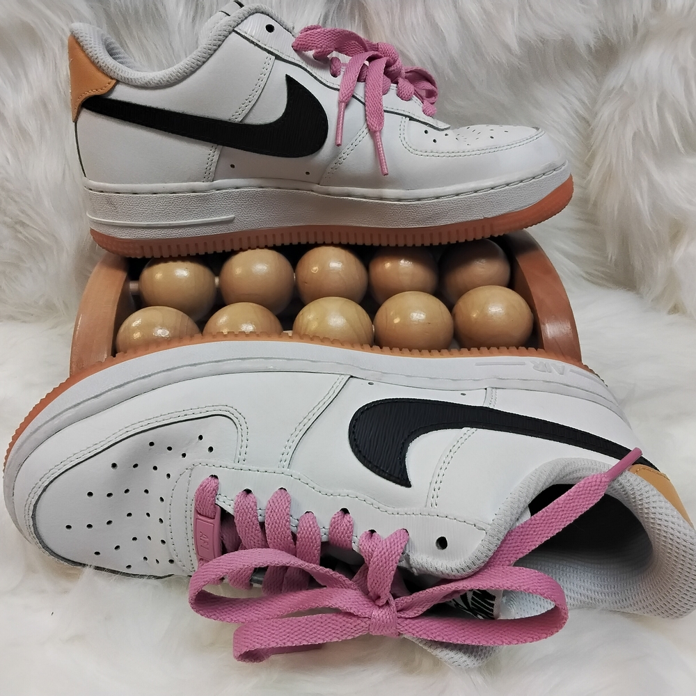 Nike White and Tan Sneakers - Picture 9 of 16